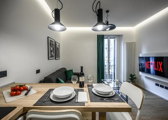Apartmán Deluxe In Brera-duomo, Near Metro Milán