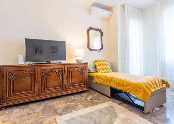 Guesthost - Casa Giuliana Splendido Trilocale Apartment Mailand