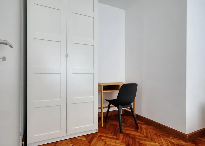 Joivy Chic 3-bed Flat Near Colonne Di San Lorenzo Lägenhet Milano