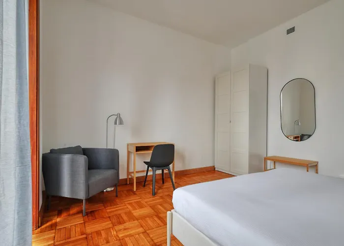 Lägenhet Joivy Chic 3-bed Flat Near Colonne Di San Lorenzo Milano