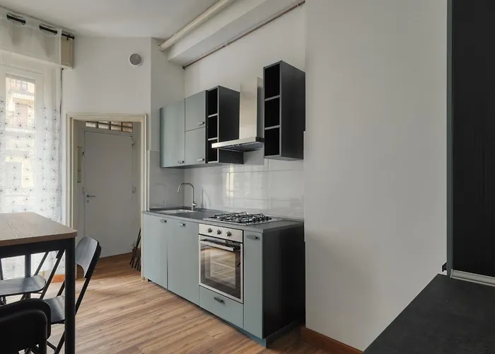 Joivy Chic 3-bed Flat Near Colonne Di San Lorenzo Lägenhet