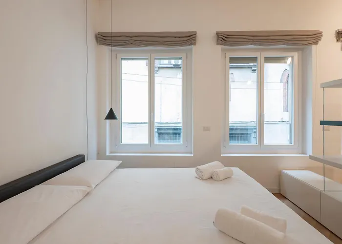 Lägenhet Duomo Elegant Flat *