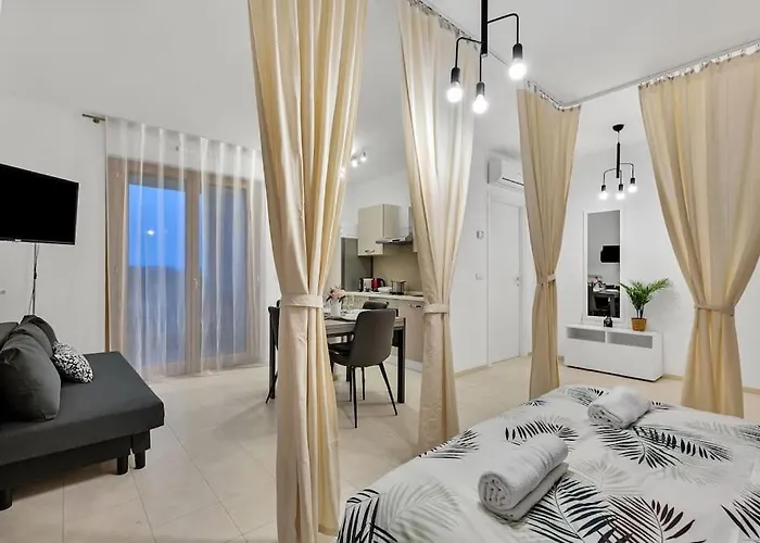 아파트 Private Parking-terrace10 Min To Linate Airport 밀라노