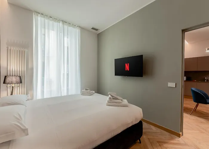 Luxury - Near Stazione Milan