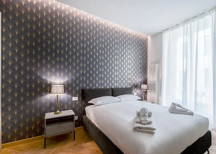 Apartment Luxury - Near Stazione Milan