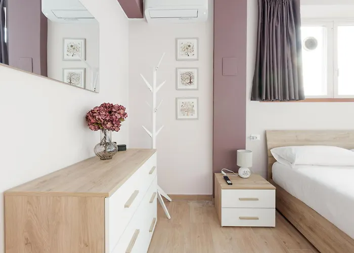Apartment Guesthost - Affori M3 Modern And Cozy *