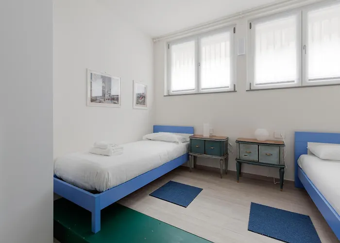 Guesthost - Spacious - 1,4km From Corso Buenos Aires Appartamento *