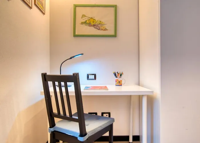 Charming Park - Center - For 5 Guests - Brand New Bathroom Apartamento