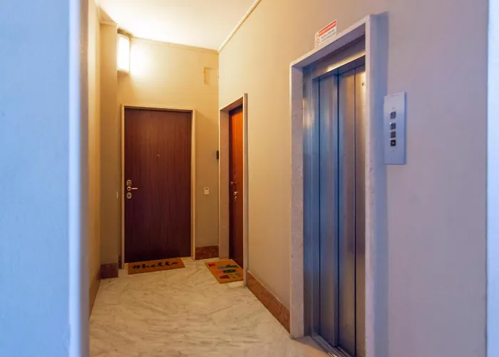 Apartment Guesthost - Casa Giuliana Splendido Trilocale *