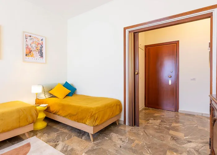 Apartment Guesthost - Casa Giuliana Splendido Trilocale