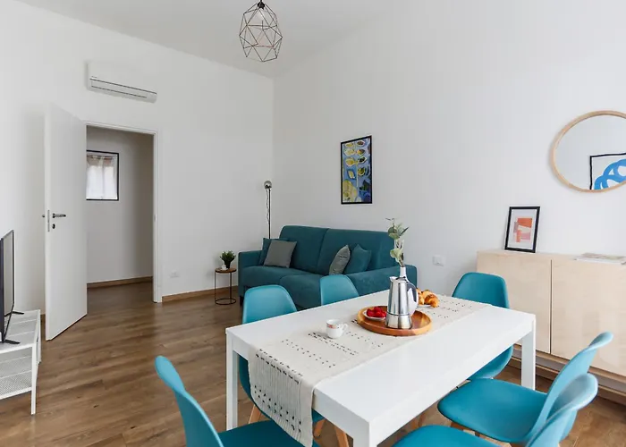 The Rent - Cozy Two-bedroom Near Colonne S Lorenzo * Milaan