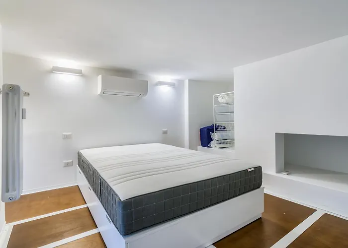 Niguarda Arganini 4pax- Wifi 公寓 *