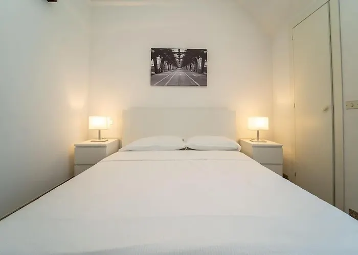شقة 5 Giornate Con Terrazzo E Garage Privato ميلان