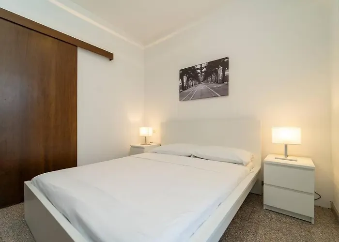 شقة 5 Giornate Con Terrazzo E Garage Privato ميلان