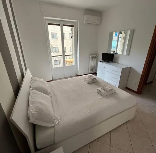 Cozy San Siro - Fiera Appartement Milaan