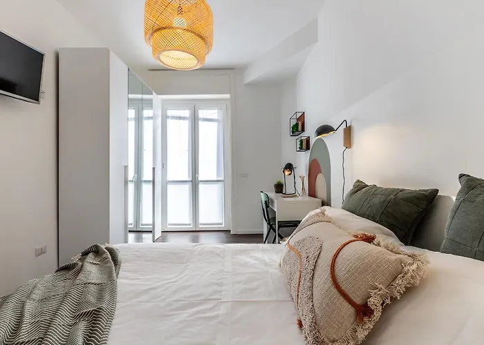 Stayeasy Cavalcanti - 3 Bedrooms, 2 Baths - Station