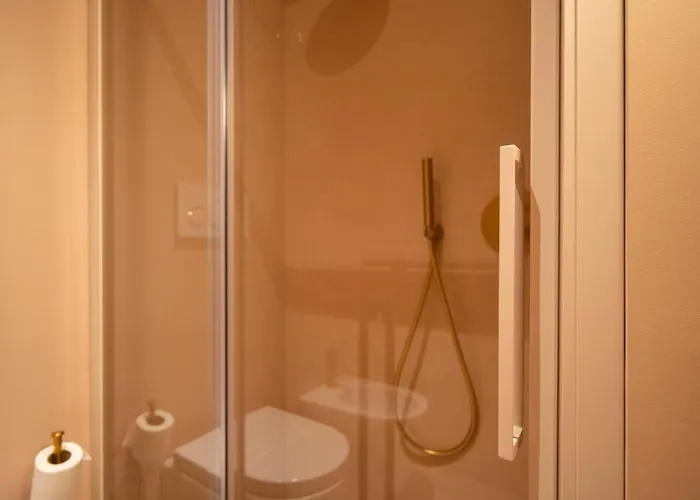 Fontana 16