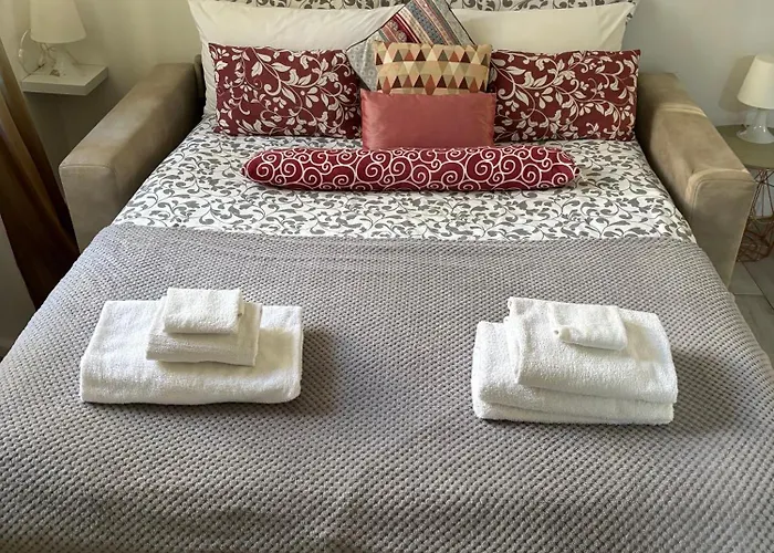 Joy House -central Near Metro Arco Della Pace Brera-entire Perfect For Work & Play, Nightlife With Ac & Fast Wifi Welcome To The Cool Joy House! *
