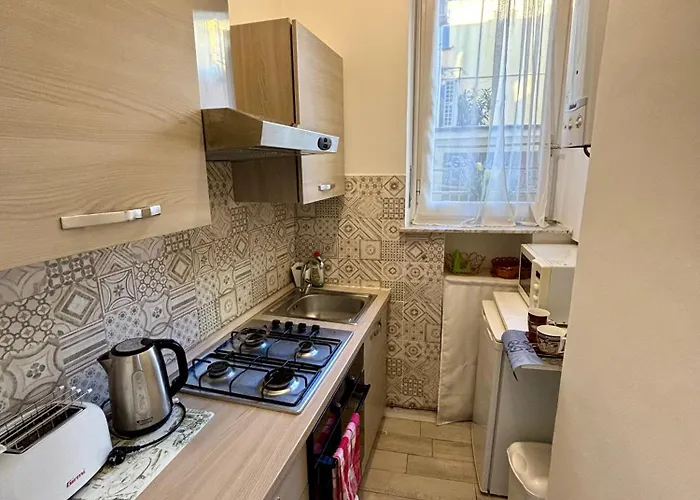 Joy House -central Near Metro Arco Della Pace Brera-entire Perfect For Work & Play, Nightlife With Ac & Fast Wifi Welcome To The Cool Joy House! 아파트 밀라노