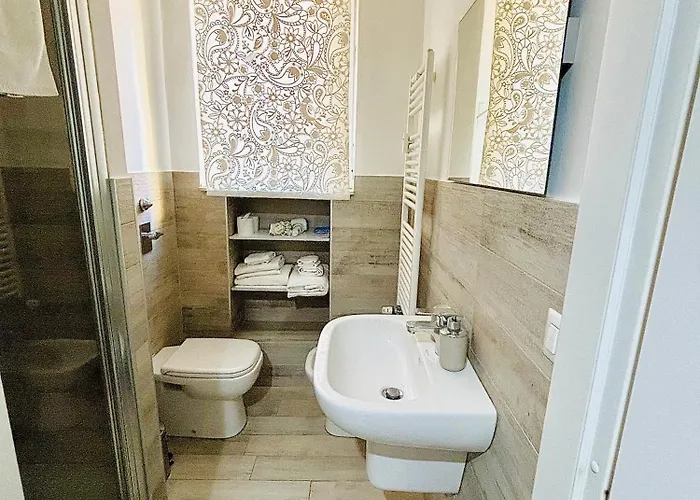 Joy House -central Near Metro Arco Della Pace Brera-entire Perfect For Work & Play, Nightlife With Ac & Fast Wifi Welcome To The Cool Joy House! 아파트