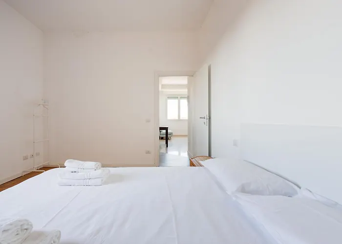 Elegant In Restocco Area