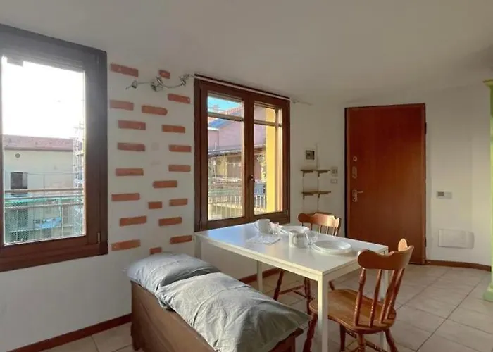 Rose Apartman *