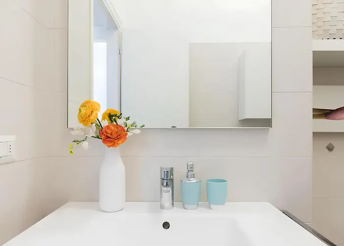 Apartament Charming Milanese Aparment