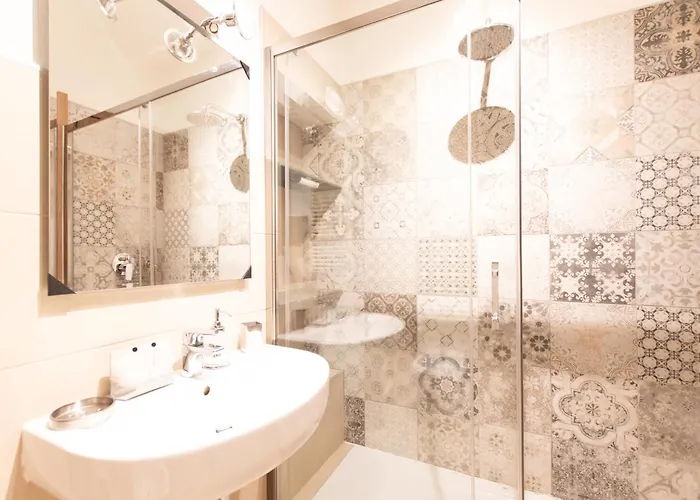 Ihost Luxury - Savona 112 Апартаменты *