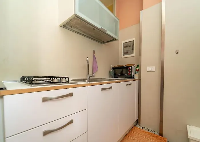 דירה Delizioso A 100 Metri Dai Navigli מילאנו