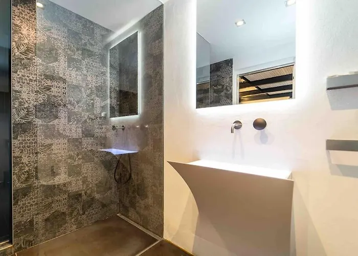 Prestigioso Loft In San Babila A 5 Min. Dal Duomo 밀라노