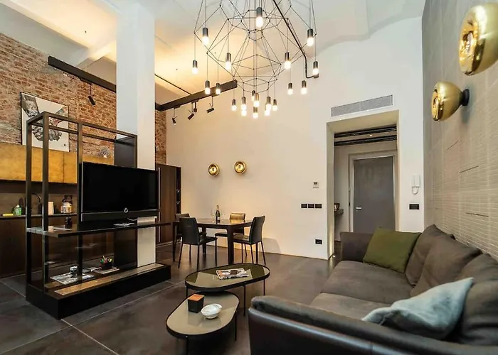 Prestigioso Loft In San Babila A 5 Min. Dal Duomo