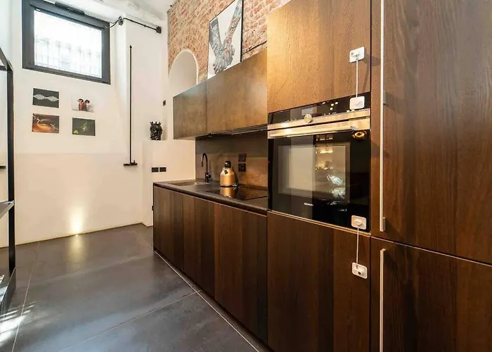 아파트 Prestigioso Loft In San Babila A 5 Min. Dal Duomo *
