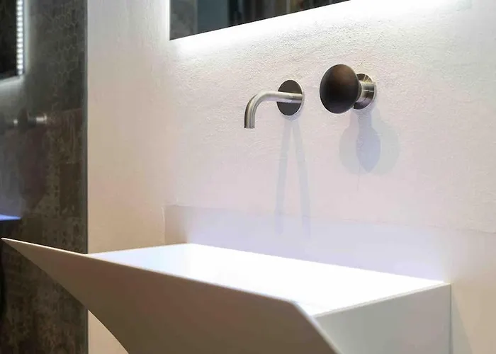 아파트 Prestigioso Loft In San Babila A 5 Min. Dal Duomo *