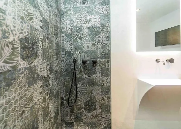 Prestigioso Loft In San Babila A 5 Min. Dal Duomo 아파트 밀라노