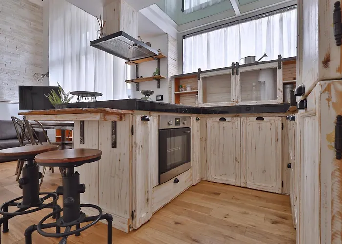 Appartement Quiet House In Navigli Sleeps 4 Milaan