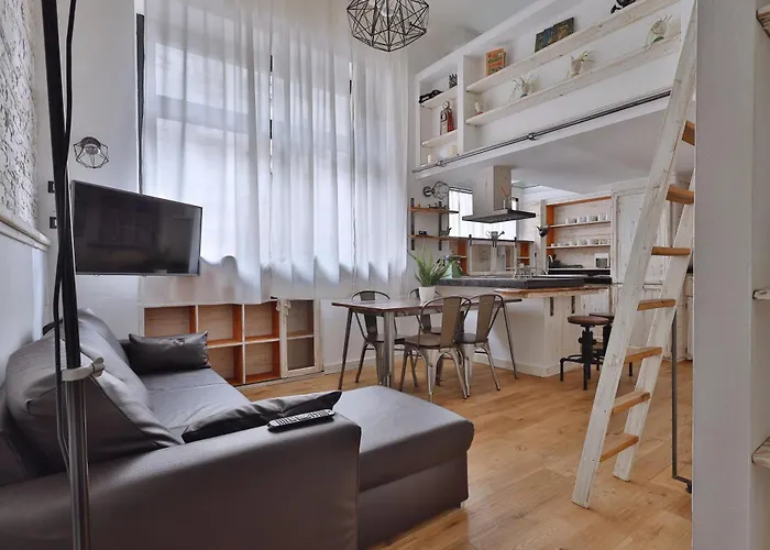Appartement Quiet House In Navigli Sleeps 4 *