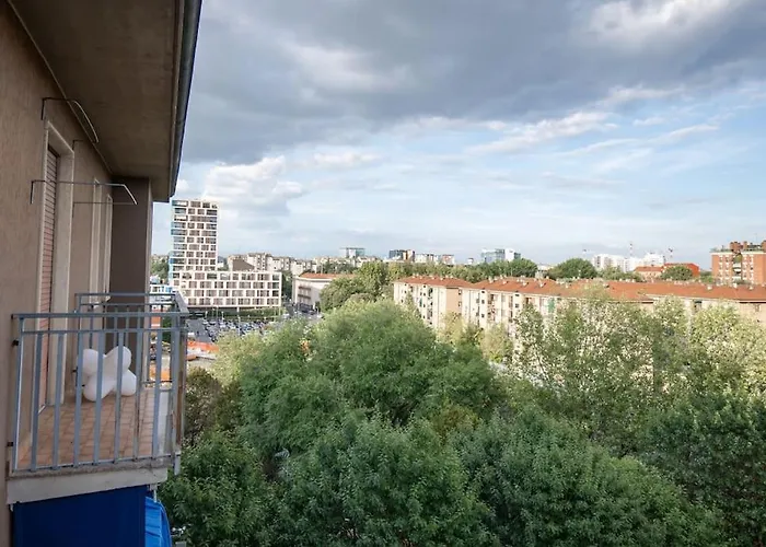 Grazioso In Bicocca Con Ac E Wi-fi Lägenhet Milano