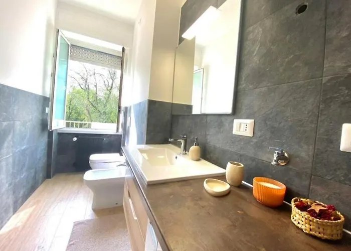 Federico's House - Eleganza E Stile In Via Anselmo Da Baggio Appartement