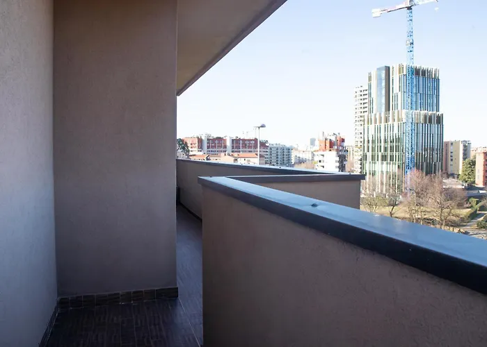 Ampio Con Terrazzo, 3 E 2 Bagni A 2 Passi Dalla Metro *