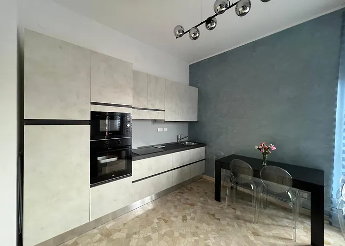 Confortevole Zona Bocconi-porta Romana מילאנו