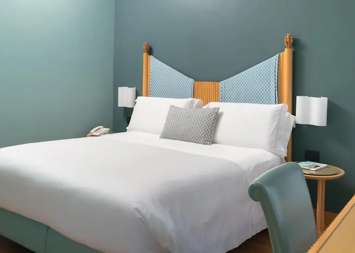 Spadari Al Duomo Hotel 4*