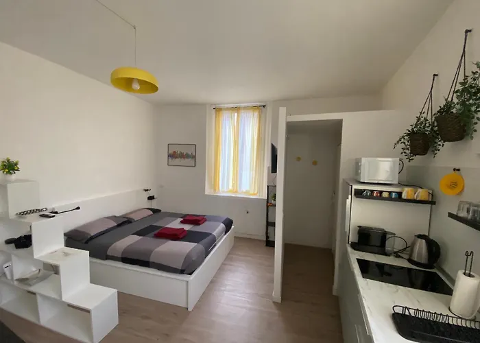 Bright 21 Station Appartement