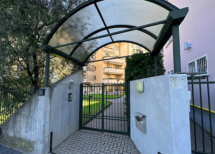 Splendido Quadrilocale Vicino Metro Istria 公寓