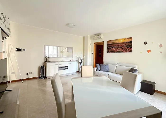 公寓 Splendido Quadrilocale Vicino Metro Istria *
