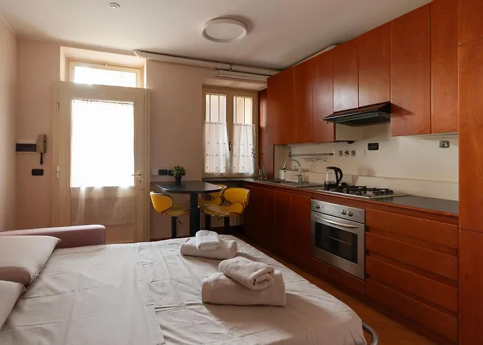 Lejlighed Casa Matisse - 5 Minuti A Piedi Dal Duomo *