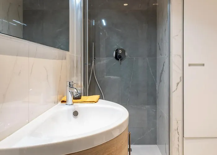 Emotichome 8 E 9 Flexyrent Studio *