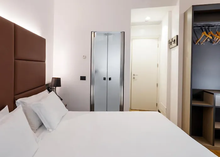 Ξενοδοχείο London 2*