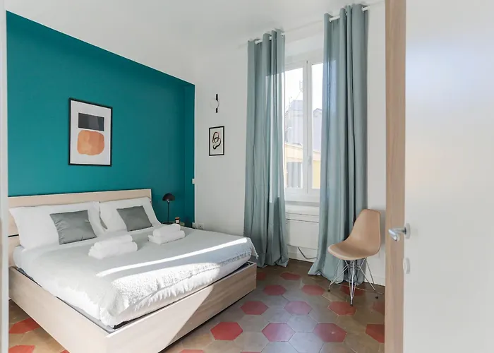 The Rent - Spacious Two Bedrooms Near Porta Romana Apartmán