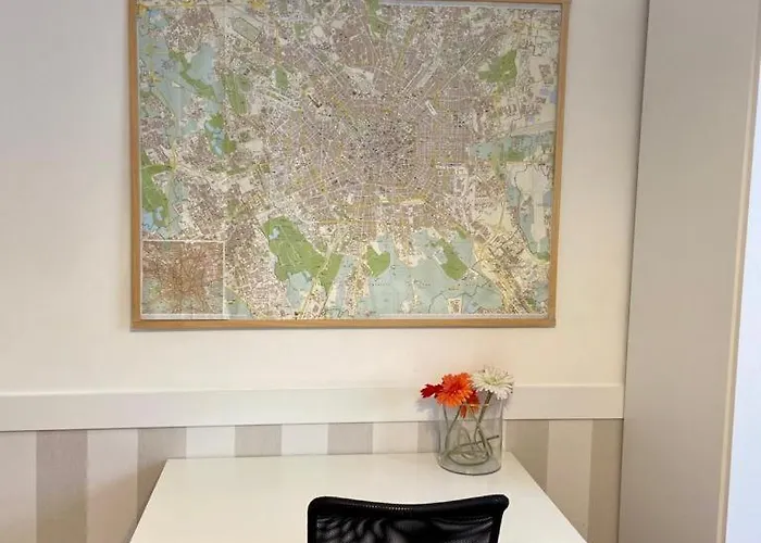 Spacious Near Centrale-loreto-duomo *