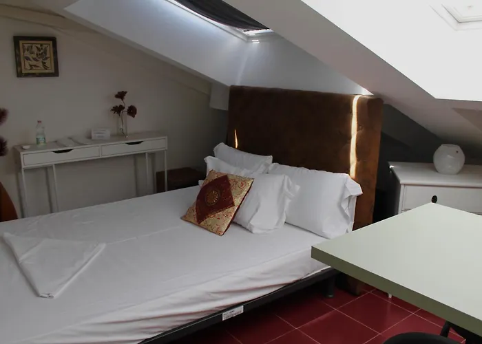 Mercanti Attic Version Apartman *